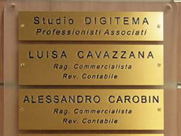 preventivi-realizzazione-timbri-targhe