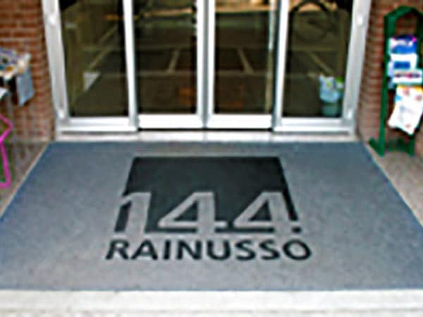 realizzazione-tappeti-personalizzati-modena